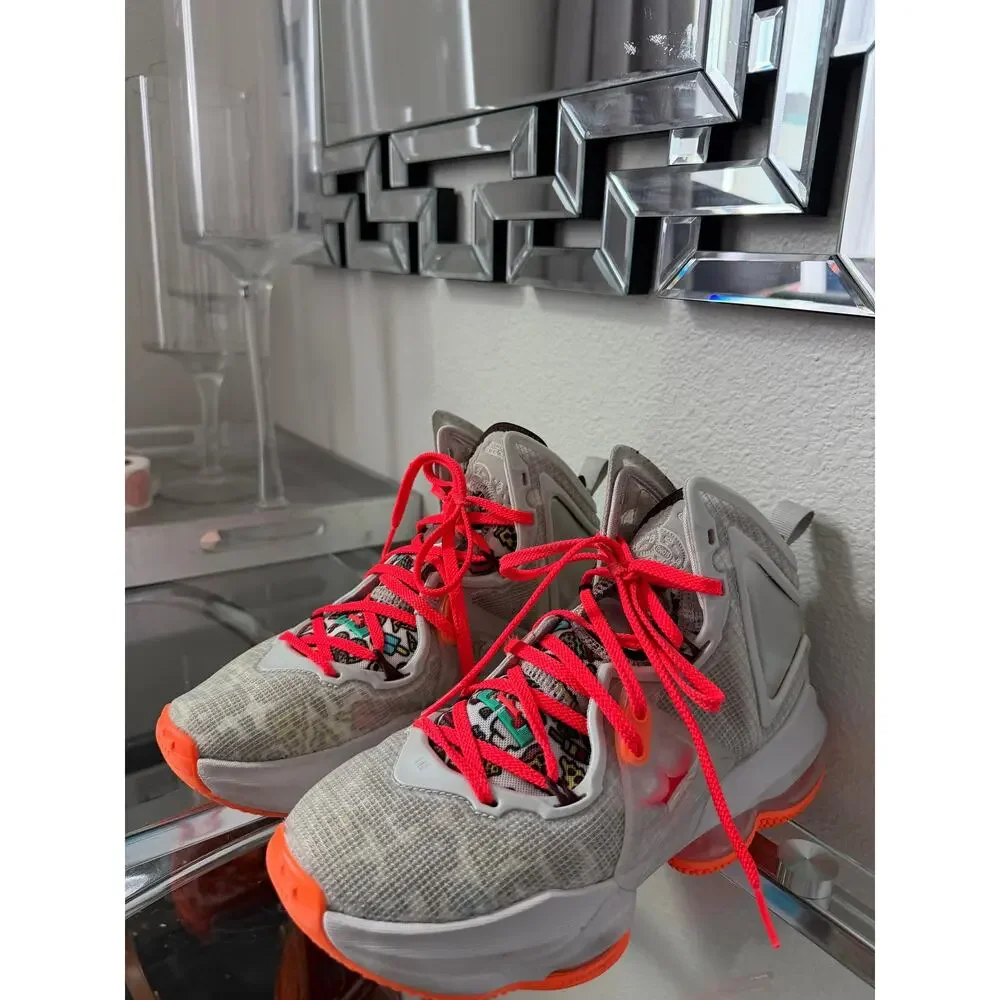 Nike Sneakers Size 6y